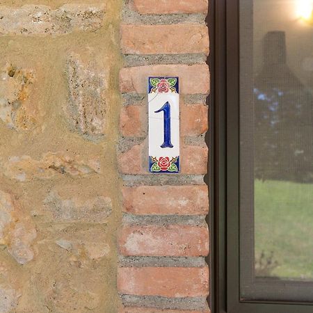 Podere Nuti - 1 La Regola Cecina  Bagian luar foto